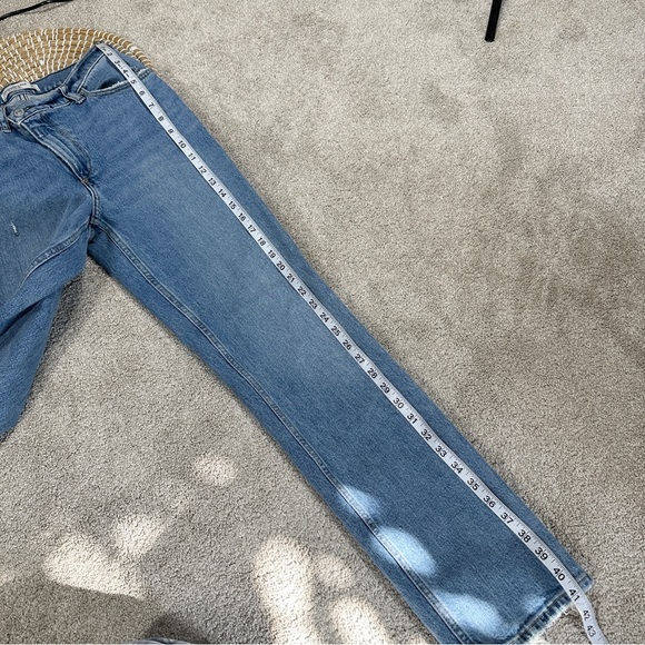 SOLD | Abercrombie & Fitch The ‘90s Straight Ultra High Rise Jeans Criss-Cross - Picture 15 of 15